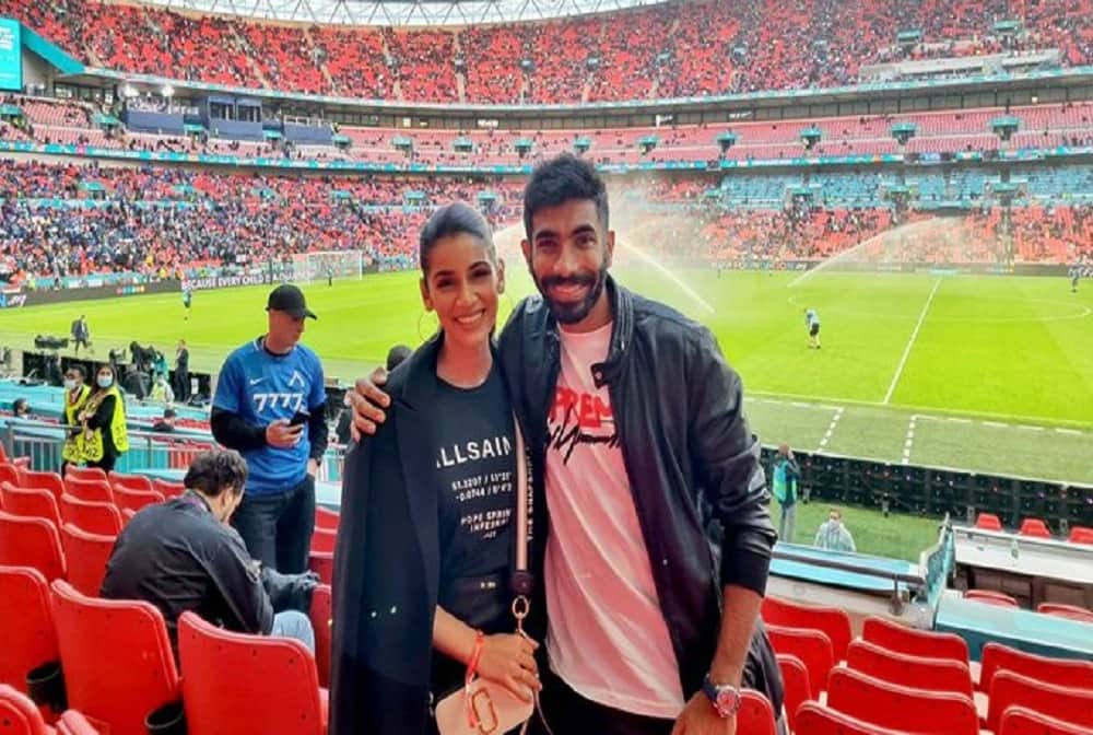 Jasprit Bumrah Wife Sanjana Ganesan Body-Shamed On Valentine's Day Post, Gives Befitting reply
