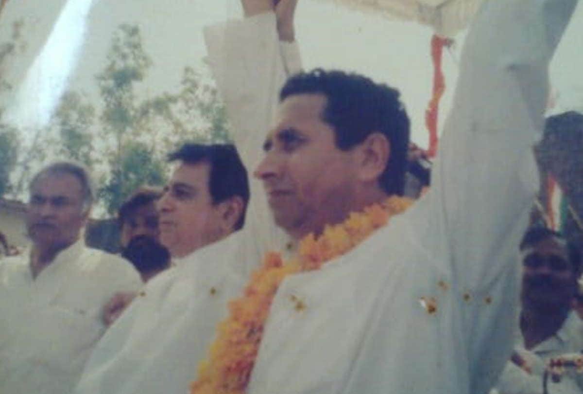 Actor Dilip Kumar Passed Away Dilip Kumar great artist of film world came to Gorakhpur 22 years ago for Lok Sabha elections campaign