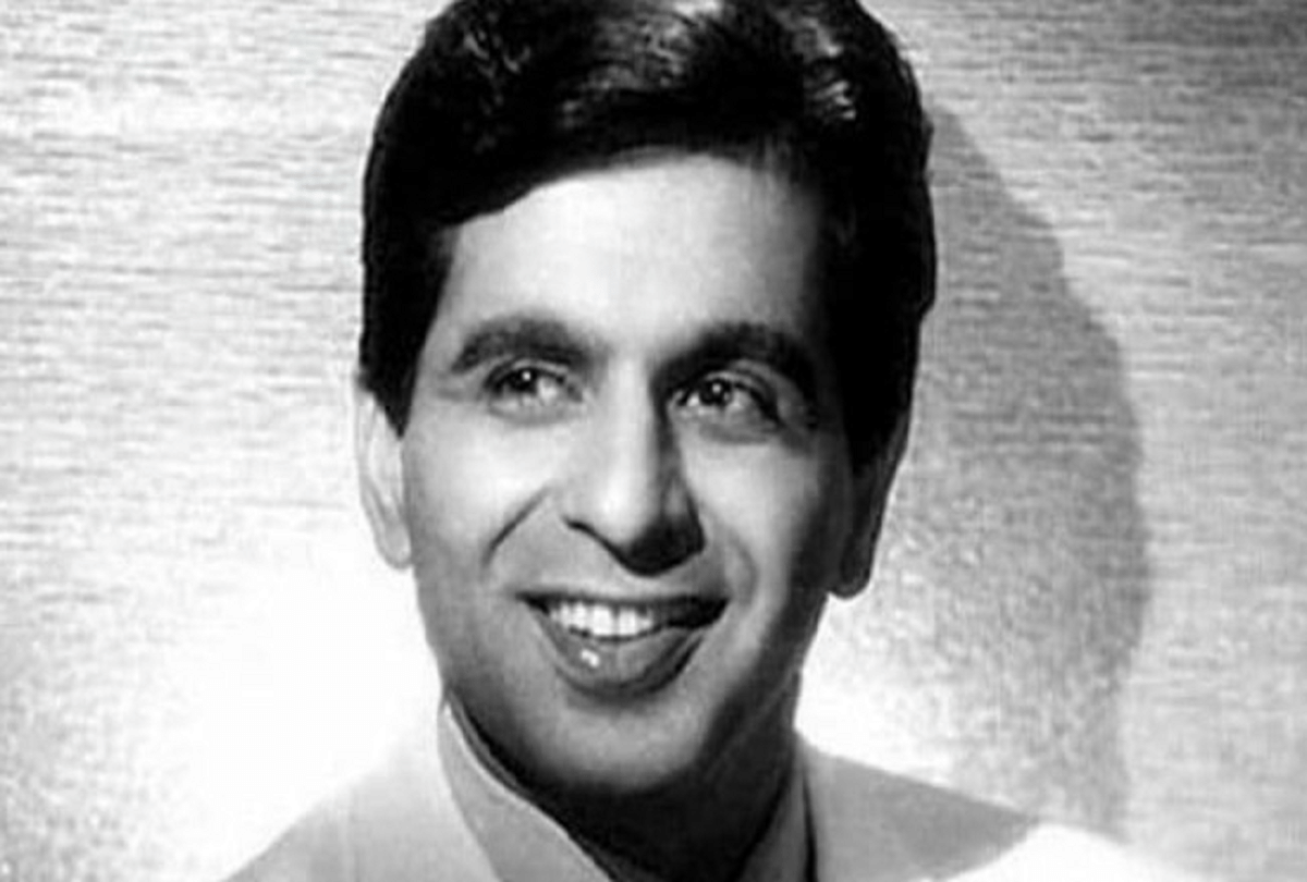 Veteran Actor Dilip Kumar rejected Oscar winning Film Lawrence of Arabia Know the Reason