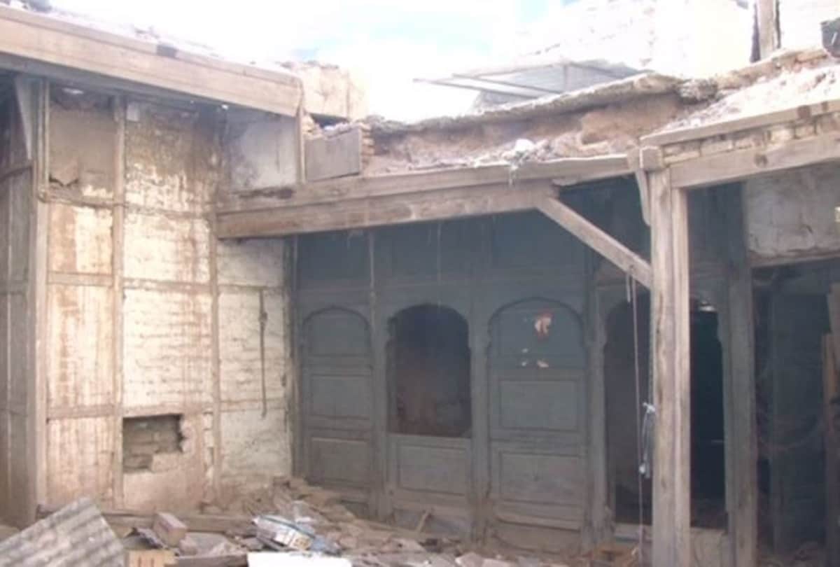 Dilip kumar passing away news saddens Pakistan also the legend loved his ancestral home in peshawar