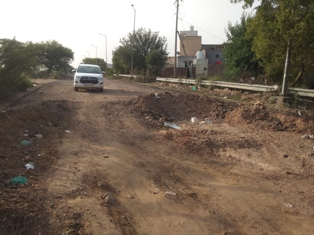 The city's first four-lane bypass will be built with four and a half crores, will be ready in three months
