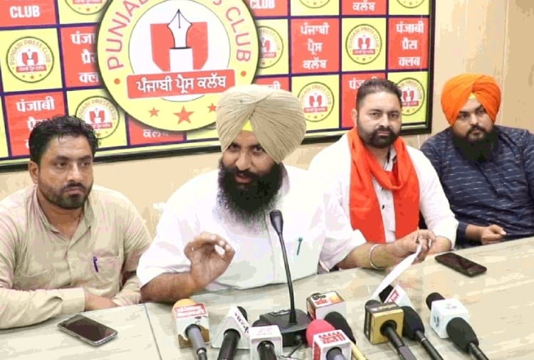 MLA Simarjit Bains held a press conference over power crisis in Jalandhar