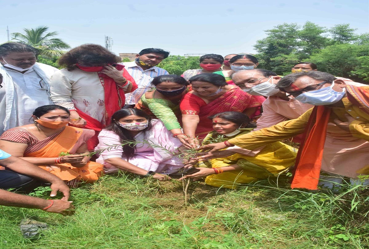 Shyama Prasad Mookerjee's sacrifice remembered on his birthday