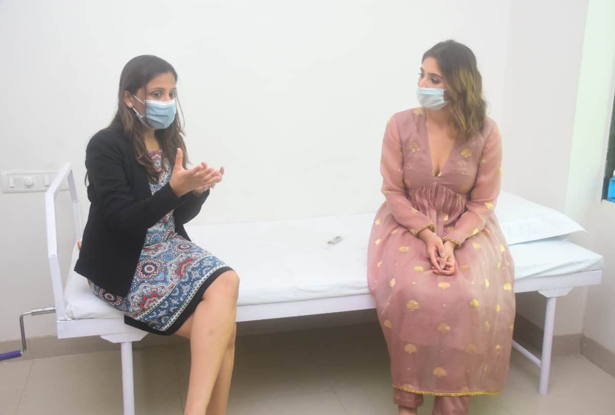 Dhvani Bhanushali Attends Launch Of Covid Isolation Centre For The Underprivileged