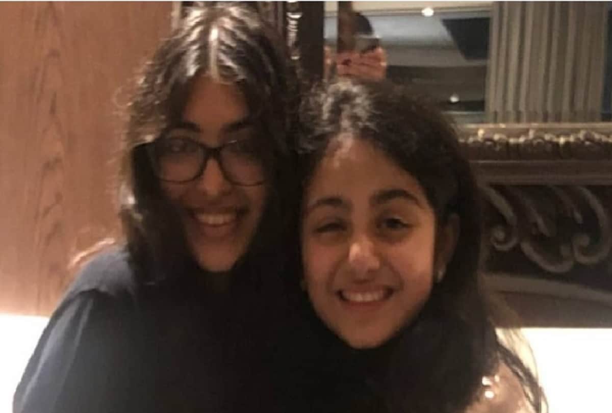 In pics Ranbir kapoor Alia bhatt Kareena kapoor gather with Kapoor family for Neetu kapoor birthday