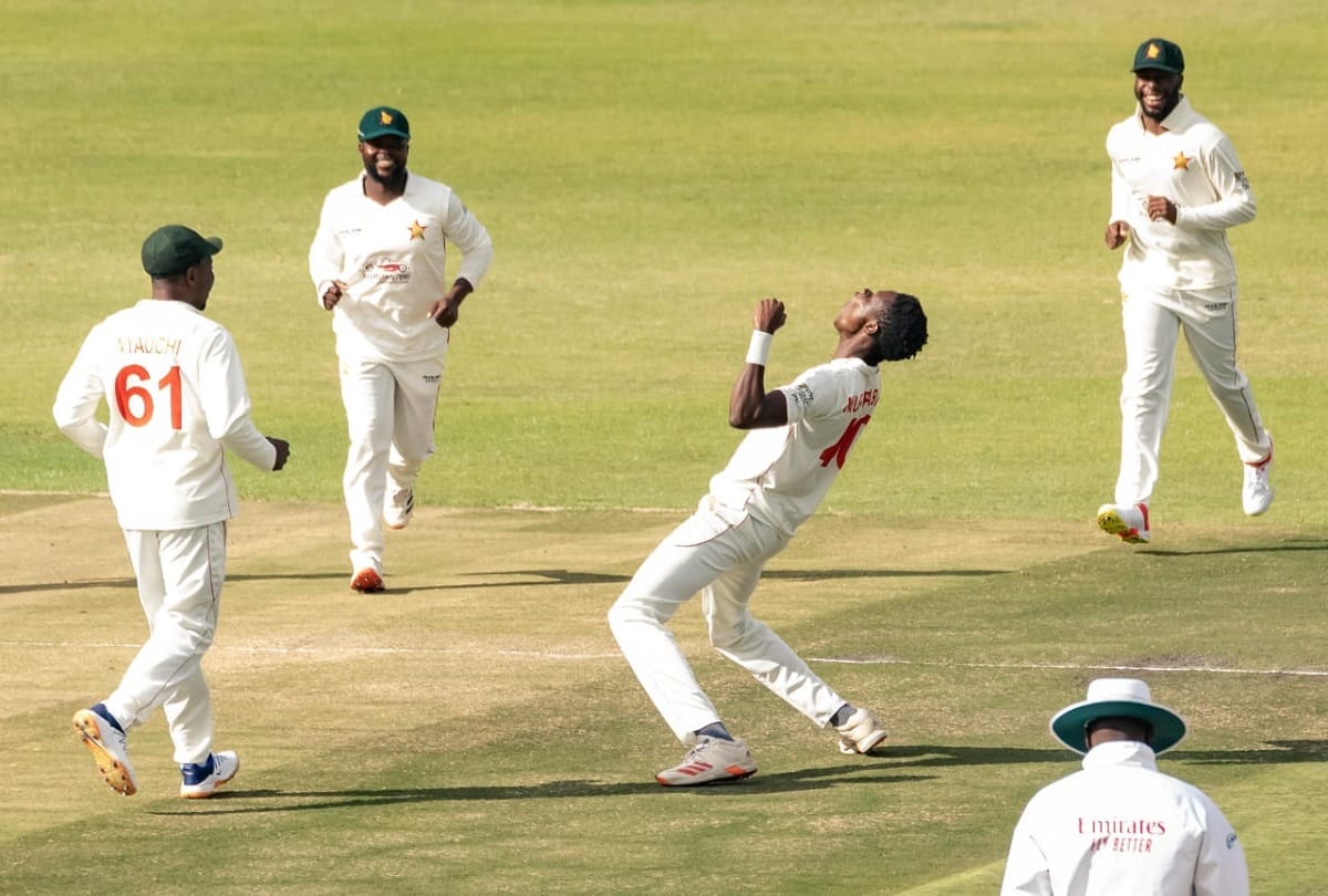 Bangladesh scored 294 runs loss of 8 wickets Mominul Haque Liton Das and Mahmudullah hit fifty first test at Harare