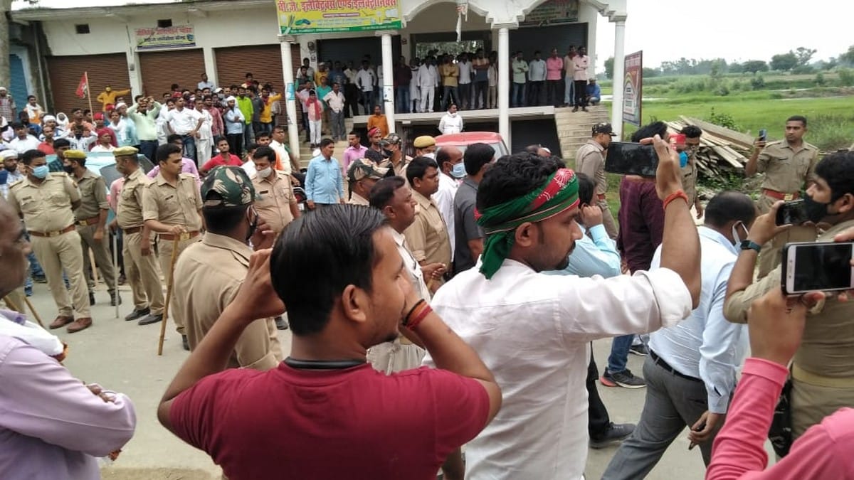 up block chief election 2021: BJP mla and supporters stopped samajwadi party candidate for nomination in azamgarh