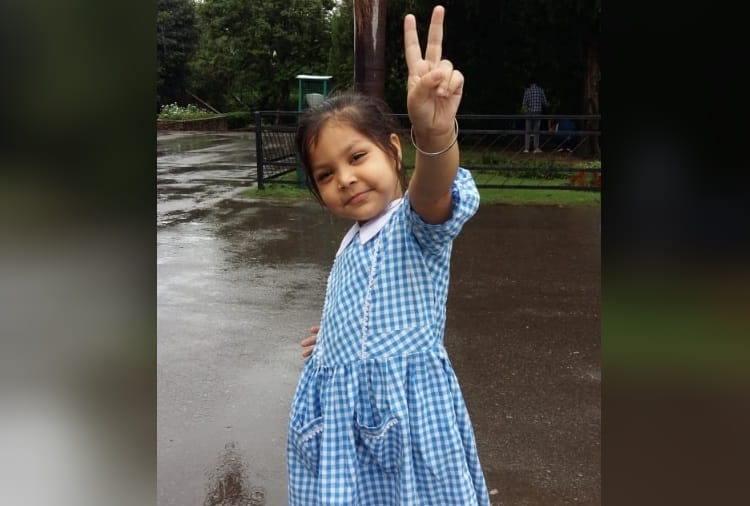Six Year Old girl of Panchkula can identify 93 Airlines in one Minute
