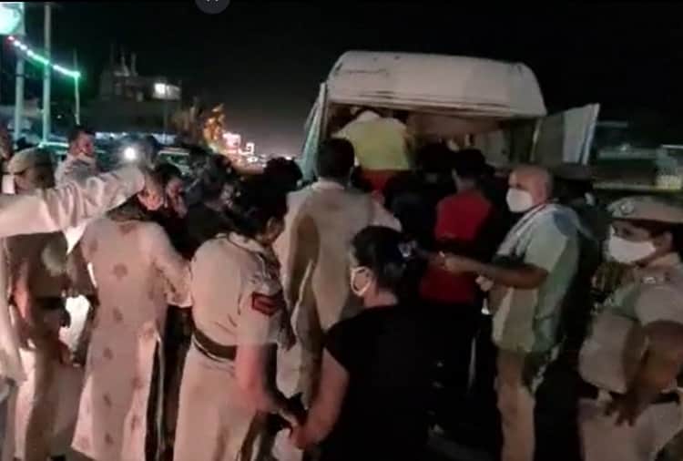 CM Flying Squad arrested 24 people including 12 girls in Prostitution and Gambling from Murthal