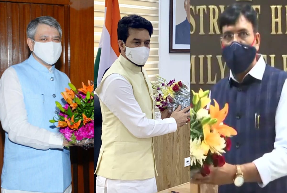 New ministers meet their predecessors