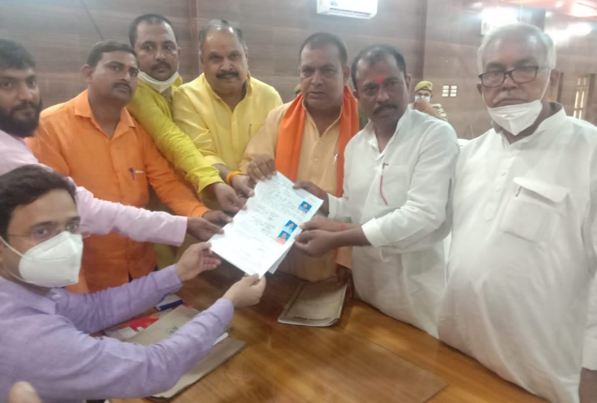 up block chief election 2021: Nomination for Block Pramukh election in Uttar Pradesh.
