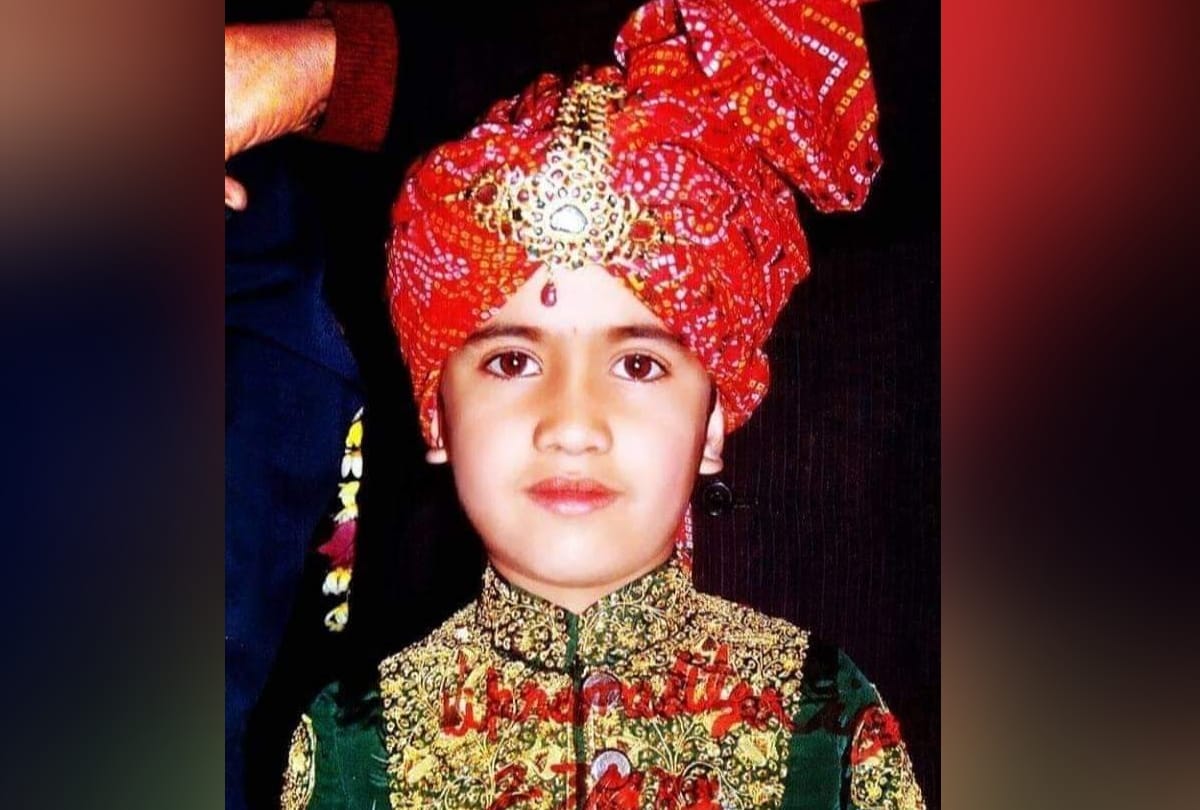 raj tilak of Vikramaditya Singh before cremation of former cm virbhadra singh