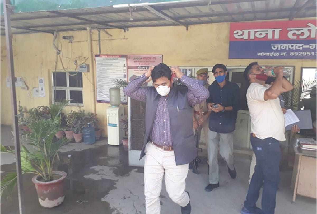 loni ghaziabad beard cutting case Congress leader Dr. Maskoor Usmani accused of provocative tweet, recorded his statement at the police station