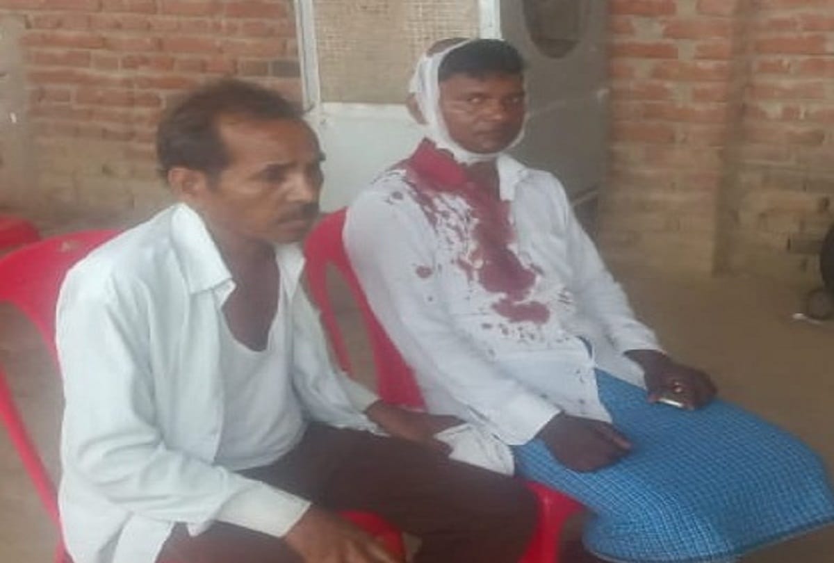 Police picked up 20 BDC members from the house of the block chief candidate in Kaushambi