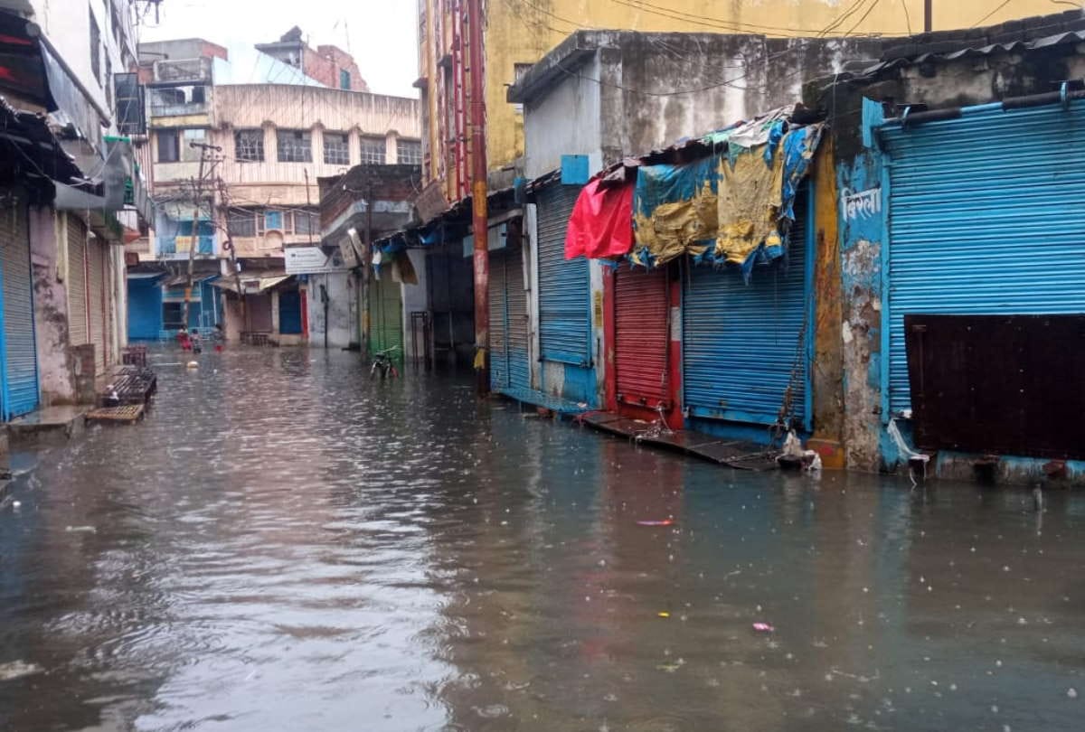Gorakhpur weather News Water logging in Gorakhpur after heavy rain Farmers will benefit