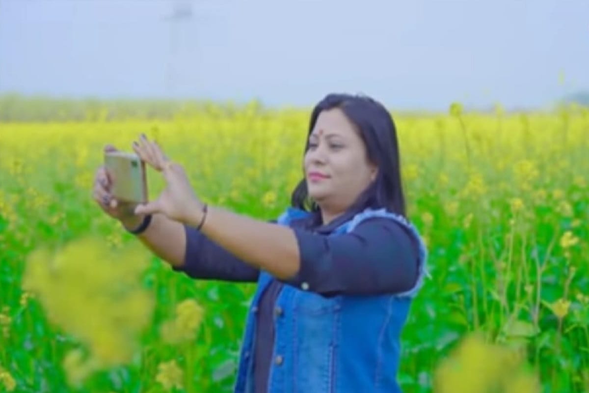 UP News: Action has been taken against mining officer Dr. Ranjana Singh in Shamli