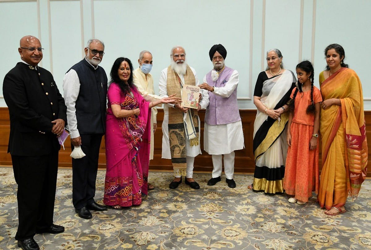 Modi receives the first copy of the book, The Ramayana of Shri Guru Gobind Singh Ji penned by Late Baljit Kaur Tulsi