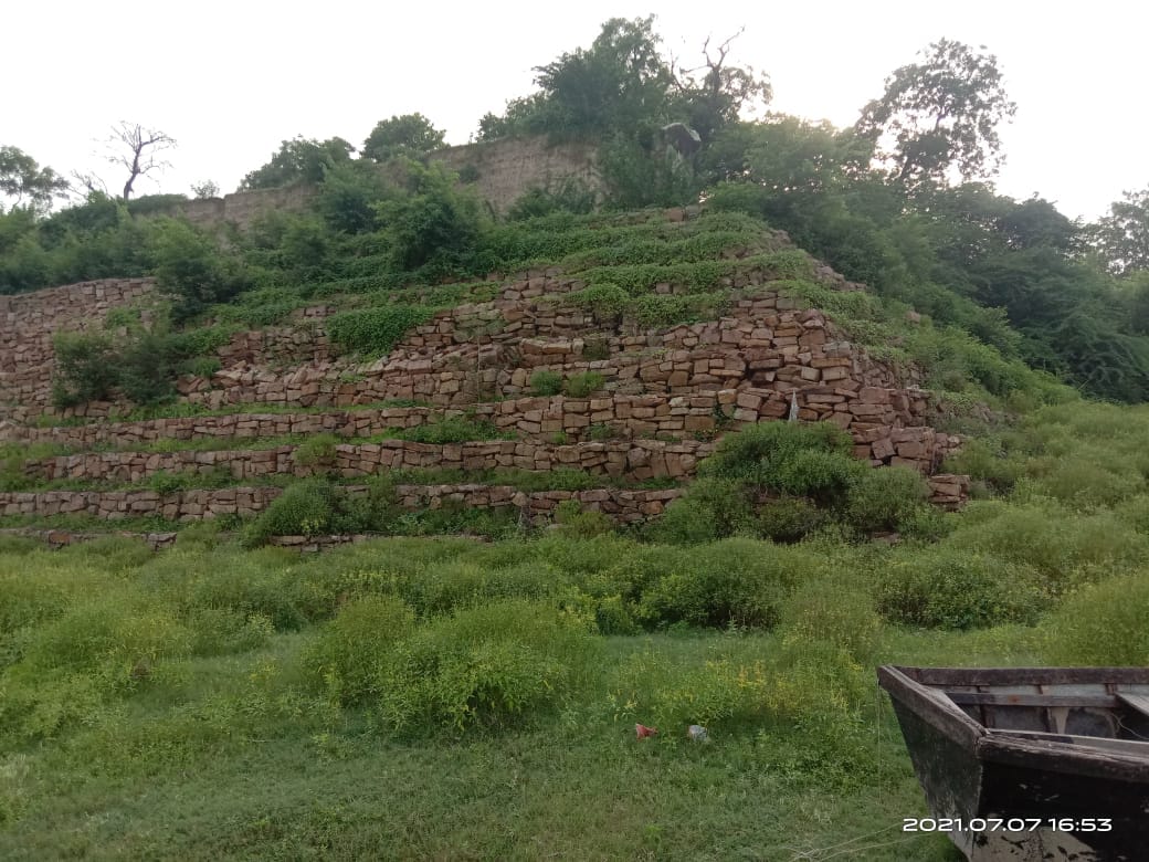 Heritage of Kashi: The fort of historical King Doman Dev is going extinct in Chaubepur Varanasi, negligence of Archaeological Department