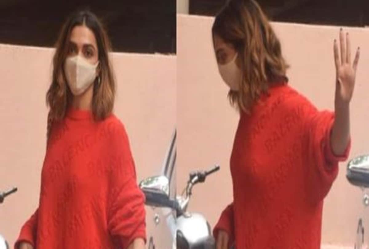 Deepika padukone loose outfit made social media users curious asked if she is pregnant