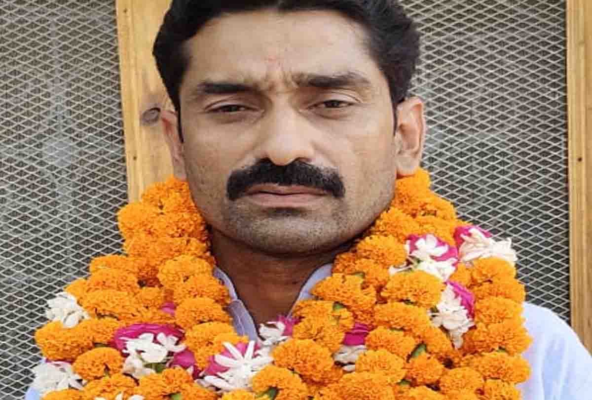 farrukhabad block pramukh chunav 2021 election: Babban became Mohammadabad block chief by securing 116 votes
