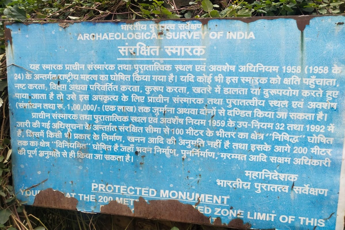 heritage of kashi National monument Graves of European officers hidden in layers of carelessness in varanasi  full of dirt around