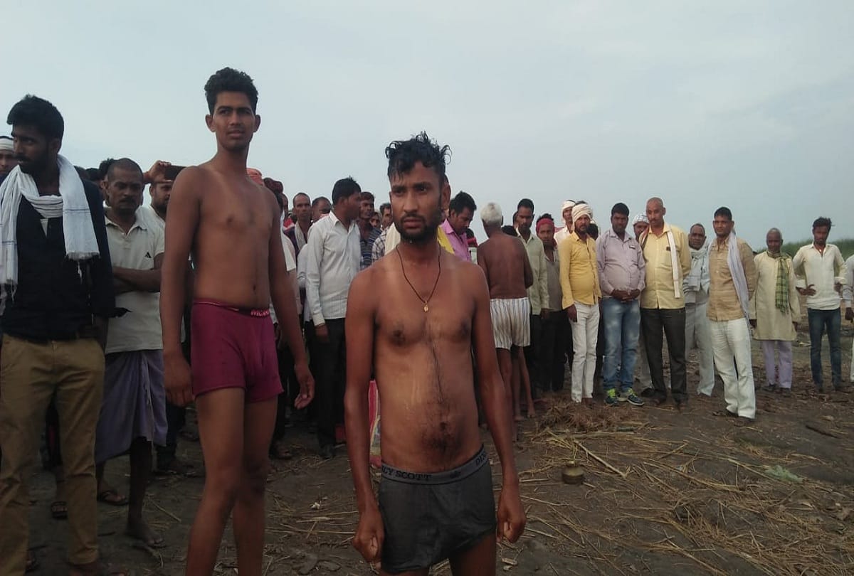 up block pramukh elections 2020 some political workers kidnapped bdc son who was on last rites in sant kabir nagar