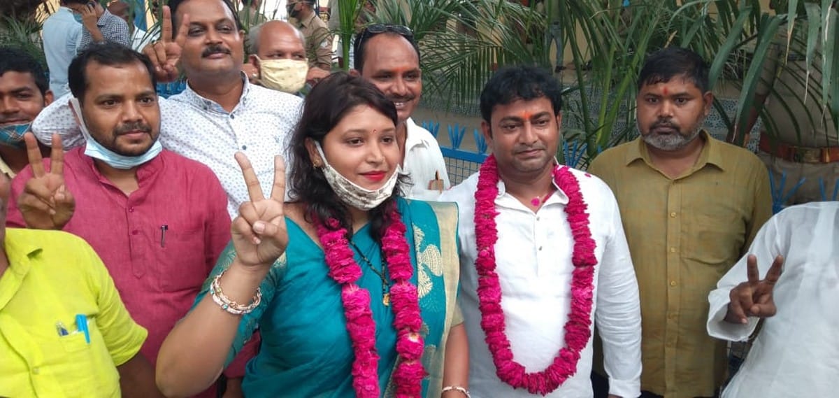 up block chief election 2021: varanasi block pramukh chunav bjp and apna dal won eight seat in Varanasi 