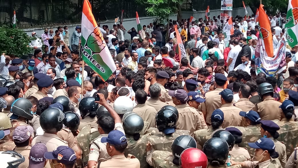 uttarakhand news: congress protest and cm house march today