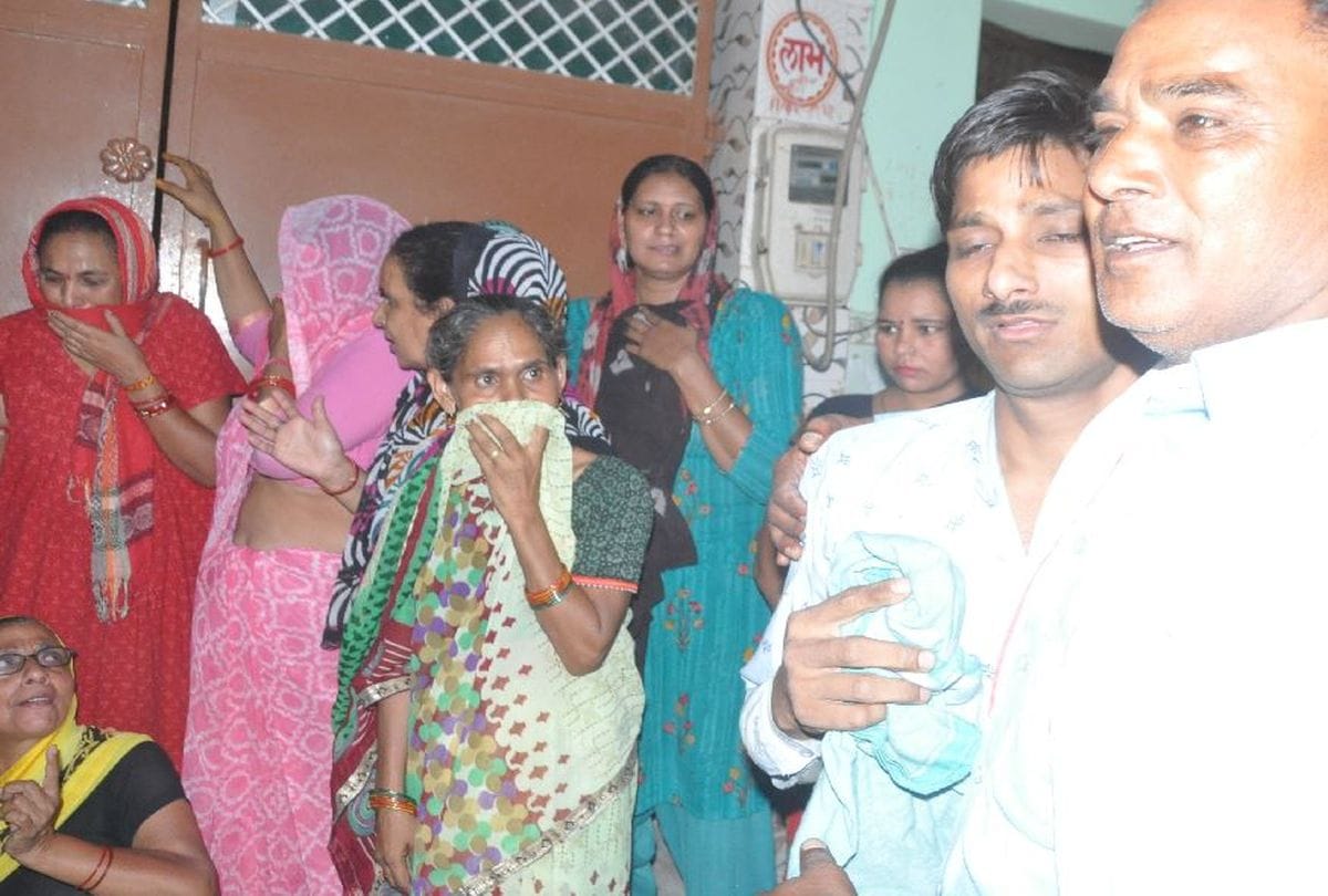 Agra 15 People Of The Family Of Drowned In Saryu River Seven Died