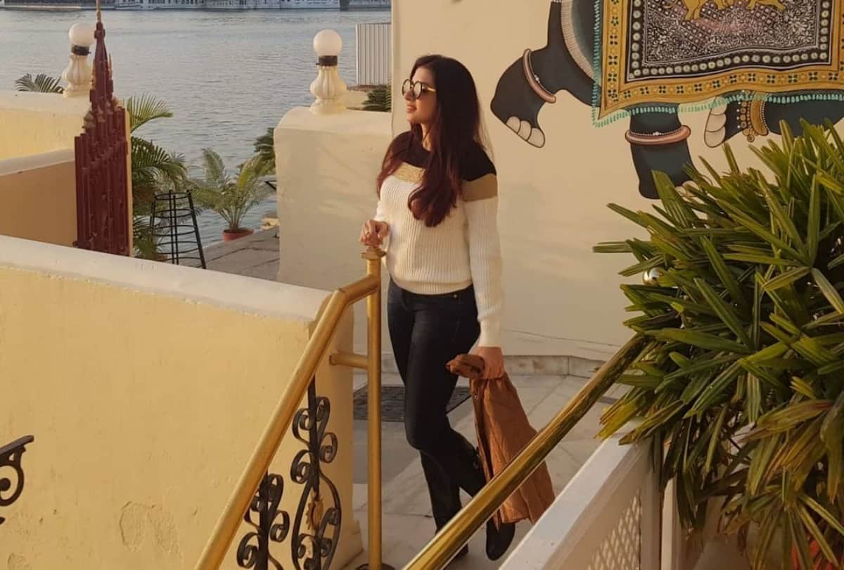 Bhagyashree Looks Super Gorgeous in Udaipur Vacations pictures fans are showering love