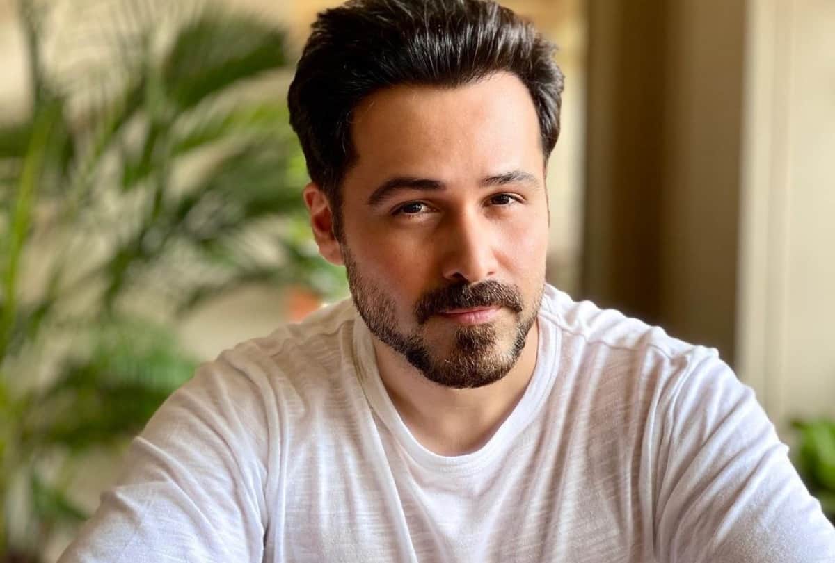 Pradeep Sarkar is going to make a film with Emraan Hashmi for a romantic musical thriller as per media reports