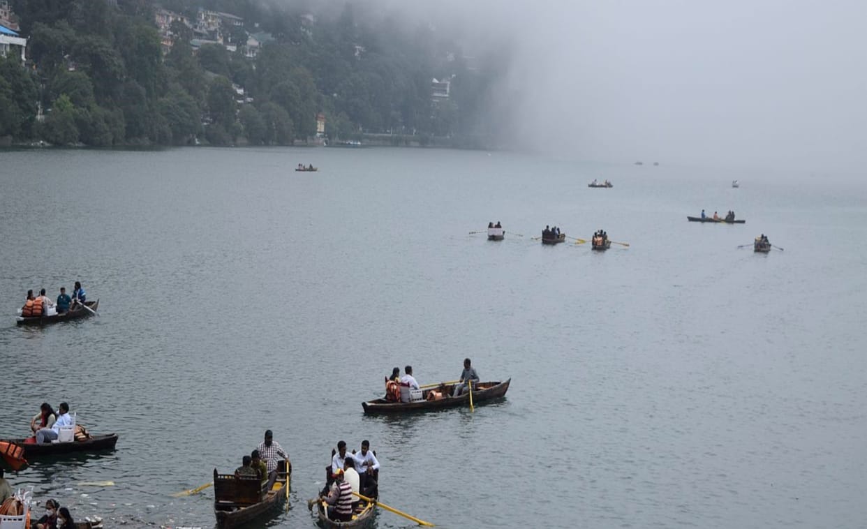 uttarakhand news: tourist crowd in Nainital and Ramnagar, booking full in Corbett Park till 15 November