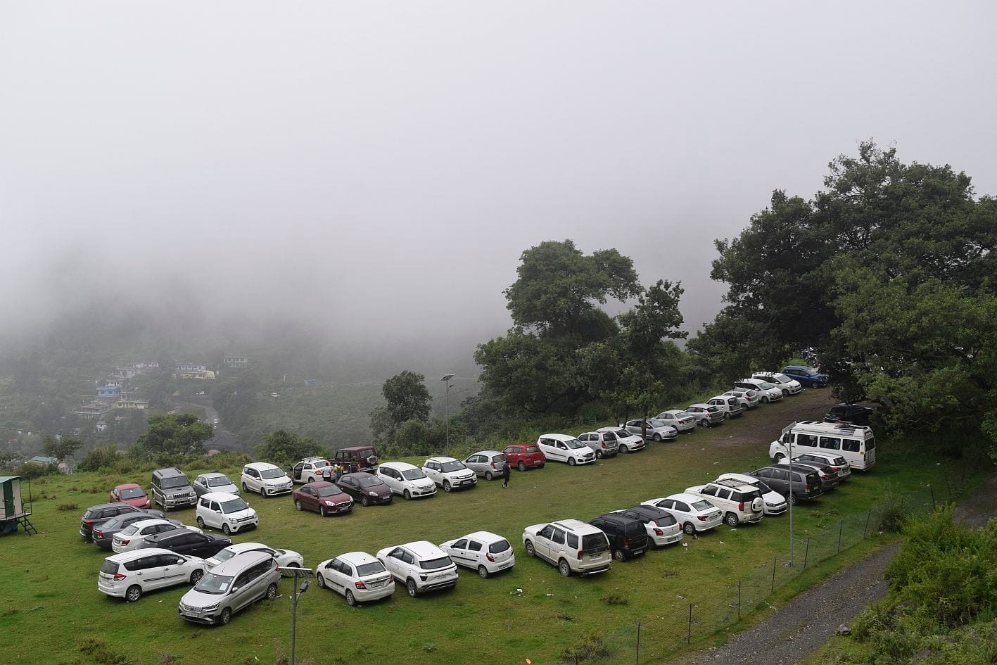 uttarakhand news : tourist rush in nainital watch photos