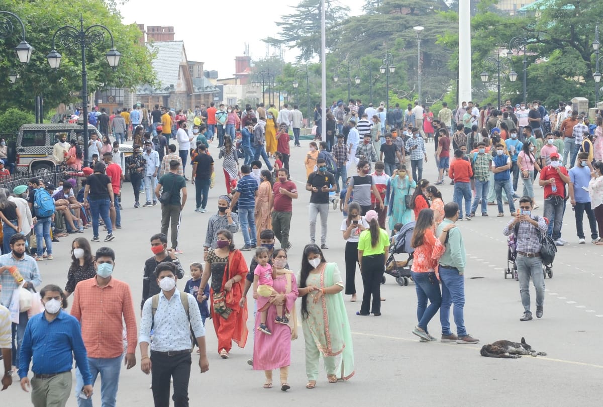 himachal shimla tourist news: tourist crowd in shimla hotel occupancy reached ninety percent
