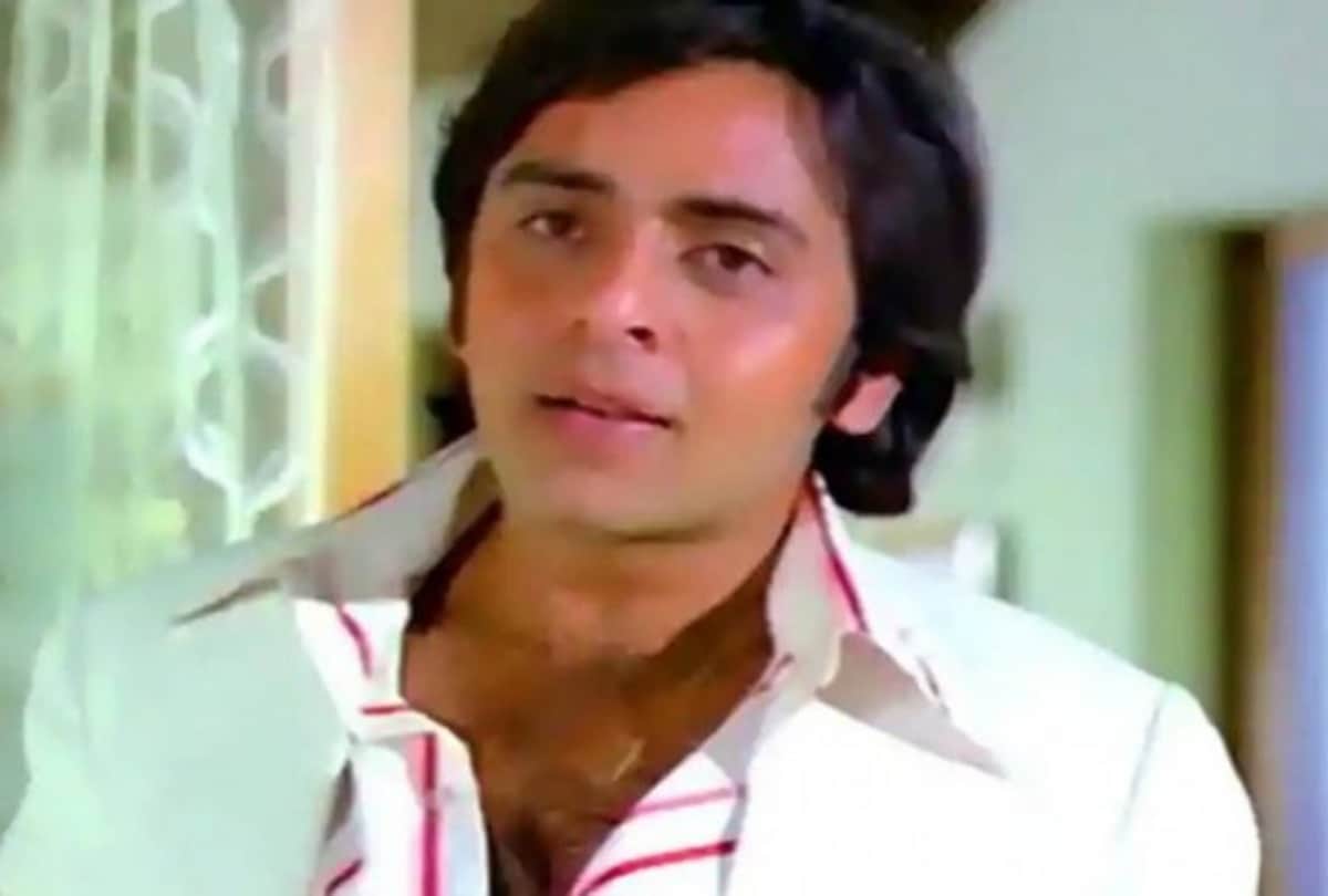 Vinod Mehra started his career at the age of 13 played Kishore Kumar child character in ragini