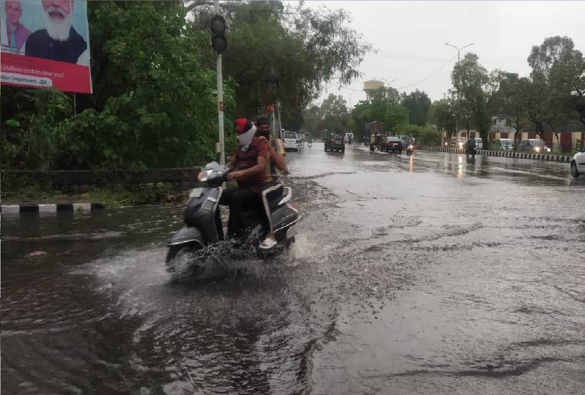 weather forecast jammu kashmir rain and landslide