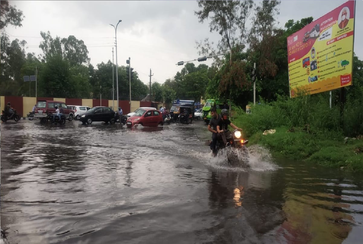 weather forecast jammu kashmir rain and landslide