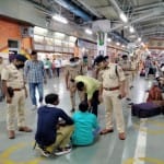 prayagraj news : रविवार को प्रयागराज जंक्शन पर जांच अभियान चलाया गया।