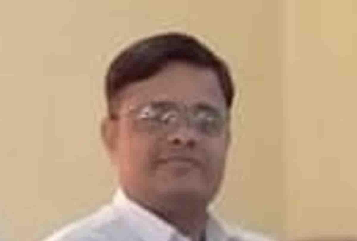 Tehsildar suspended for bad comments to Minister of State