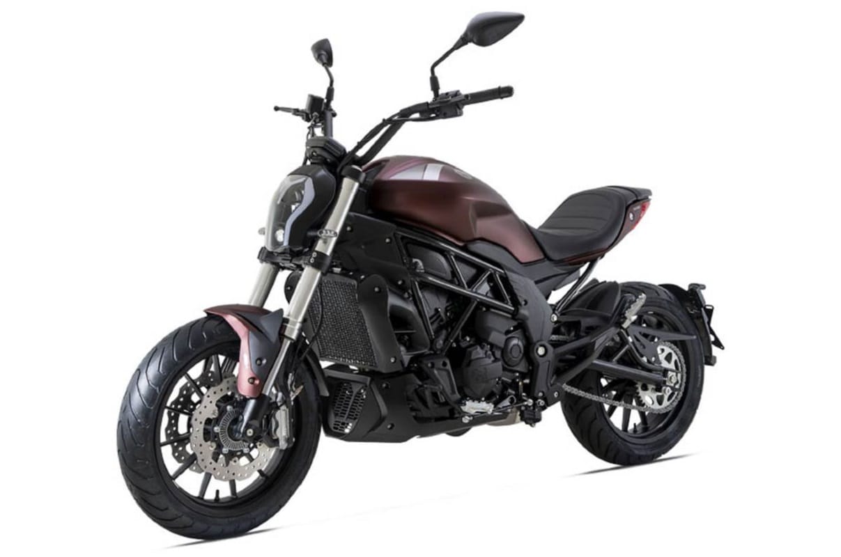 Benelli 502C cruiser Bike launched in India Know price features and details cruiser bikes in india