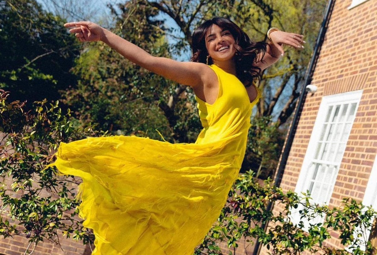 priyanka chopra first rejected fashion film director madhur bhandarkar threatened  her know details