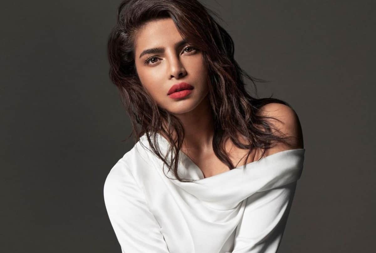 Priyanka Chopra shared a 22 year old picture on instagram husband Nick Jonas give hilarious reaction