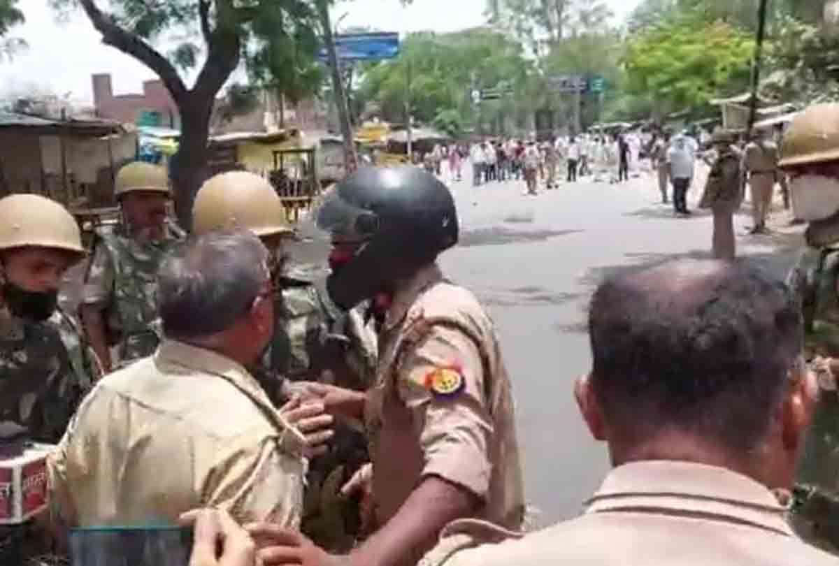 SP said to BJP MLA 'they slapped me, these people have brought bombs'
