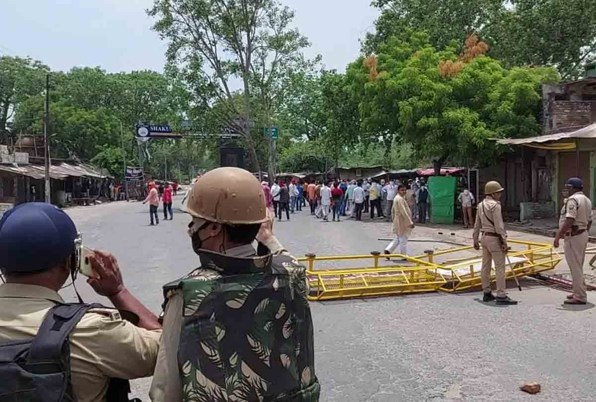 elections: FIR against history-sheeter BJP leader for stone pelting, firing, SP was slapped