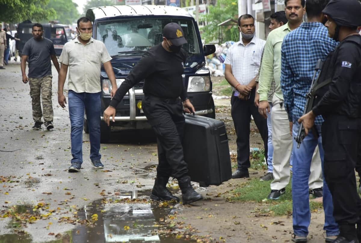 Four years ago terrorist safulla was killed in kakori.