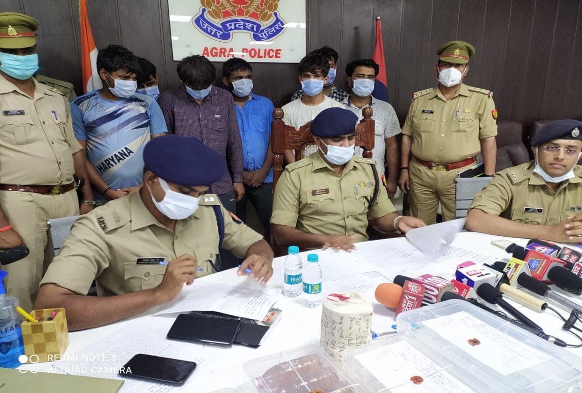 Agra Police Busted Poisonous Liquor Factory