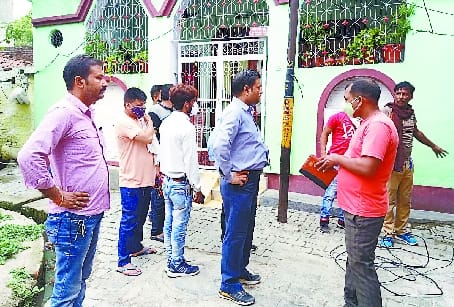 AC was running with stolen electricity, FIR