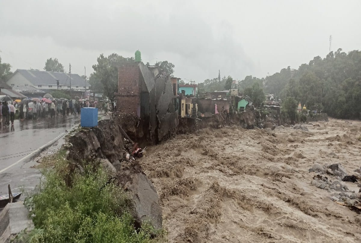 dharamshala flood update: The families kept looking for the signs of the lost homes, wept bitterly
