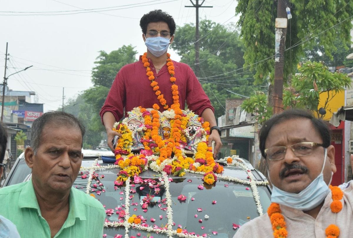 Jagannath  Rath Yatra Festival Celebrated In Agra Temple