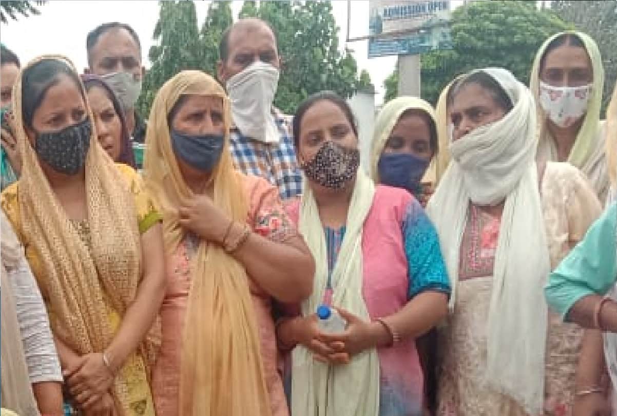 Lineman died due to negligence of electricity department employees in Jammu